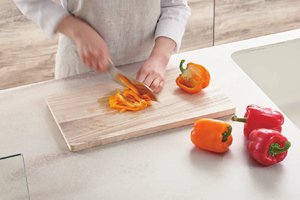 ワークトップは、衝撃や汚れに強い