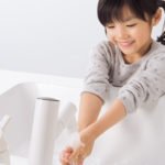 タッチレス水栓